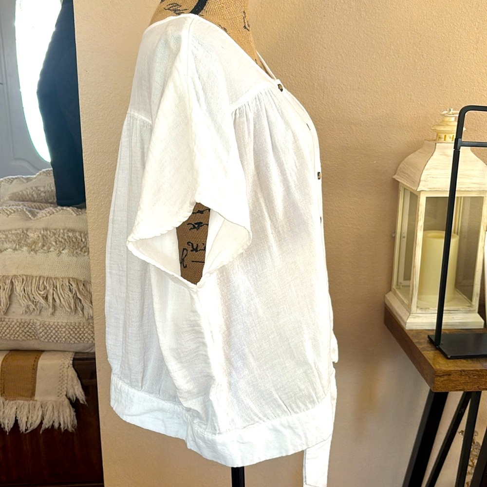 a.n.a White Button-Front Blouse with Tie Hem - Picture 2 of 5